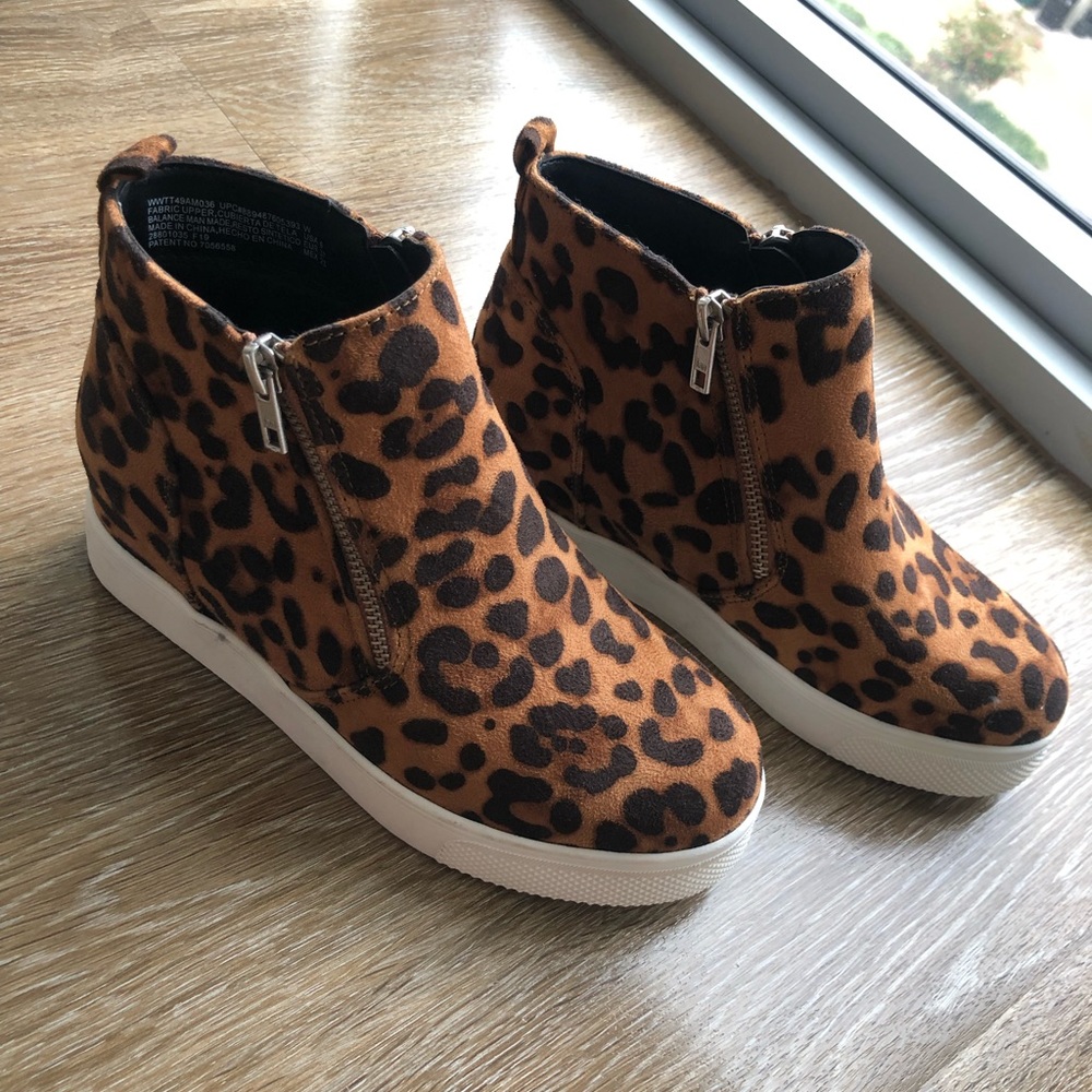 Sneaker booties